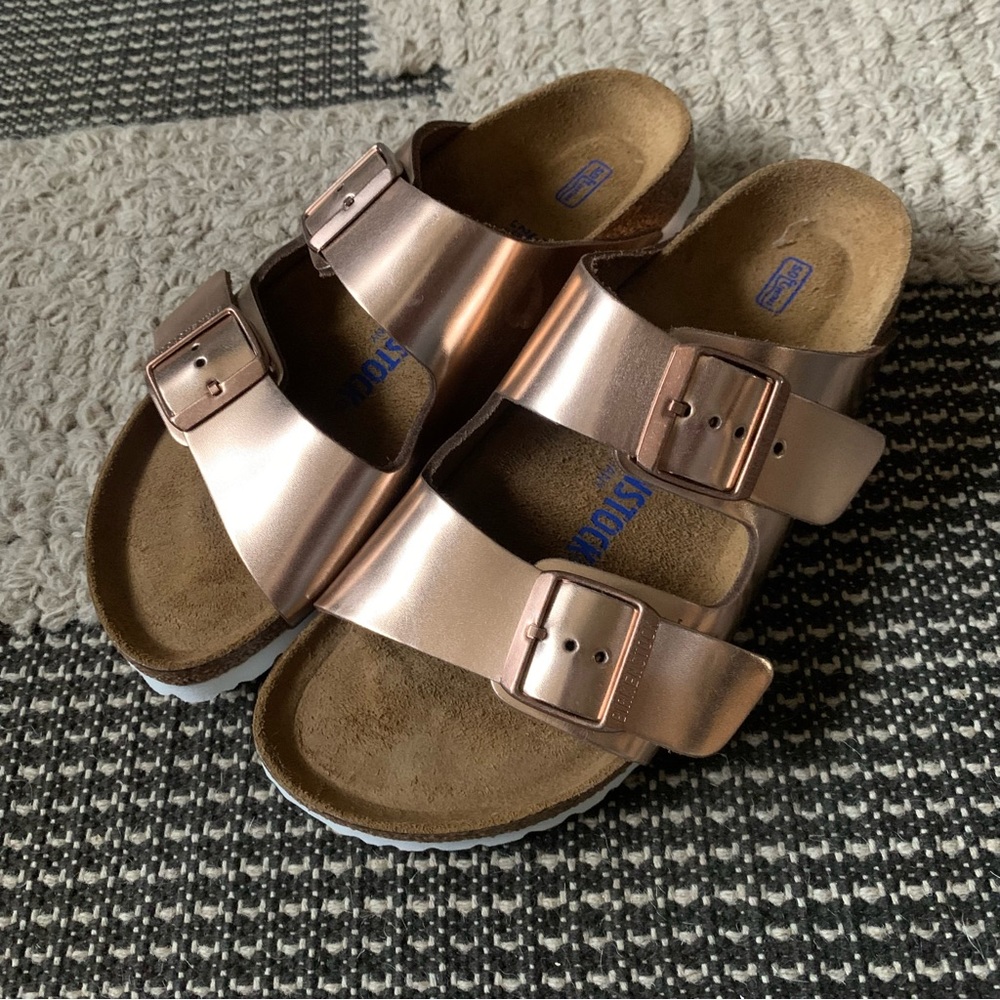 Birkenstocks—Arizona Soft Footbed Metallic Copper